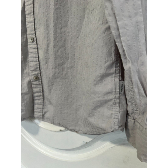 Calvin Klein worn twice Front buttons rolling up  sleeve shirt men size M - Picture 8 of 10